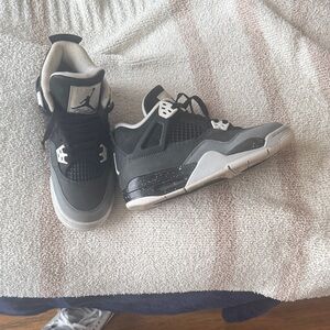 Jordan Men's Black and White Sneakers